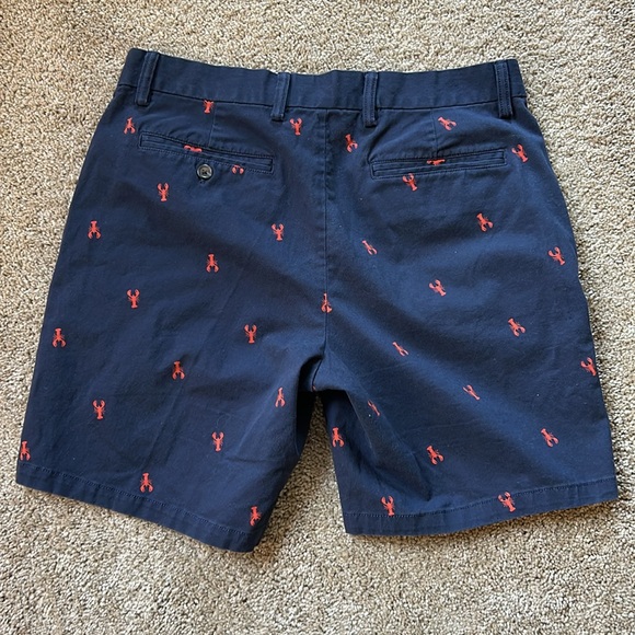Old Navy Mens 32W Navy Blue Lobster Khaki Shorts - Picture 2 of 7